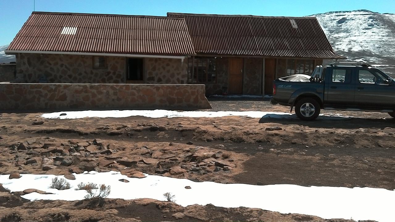 Sani Stone Lodge Mokhotlong Exterior photo