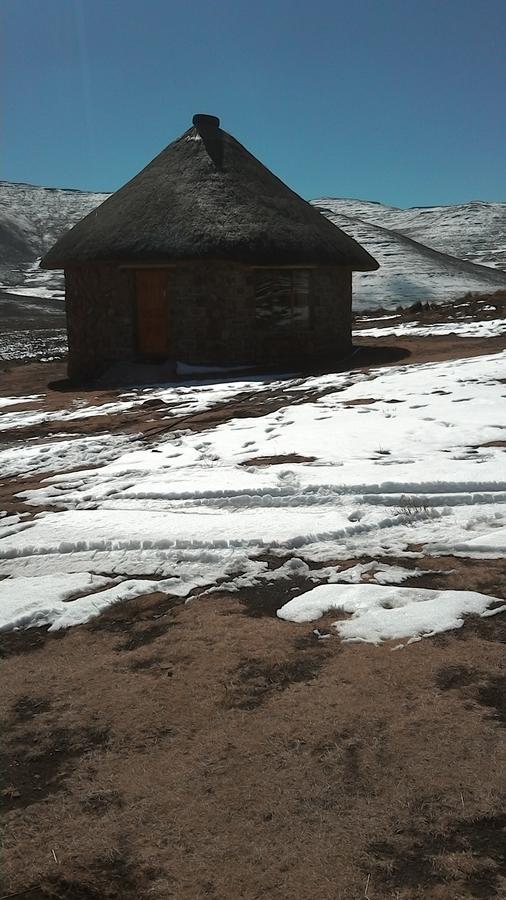 Sani Stone Lodge Mokhotlong Exterior photo